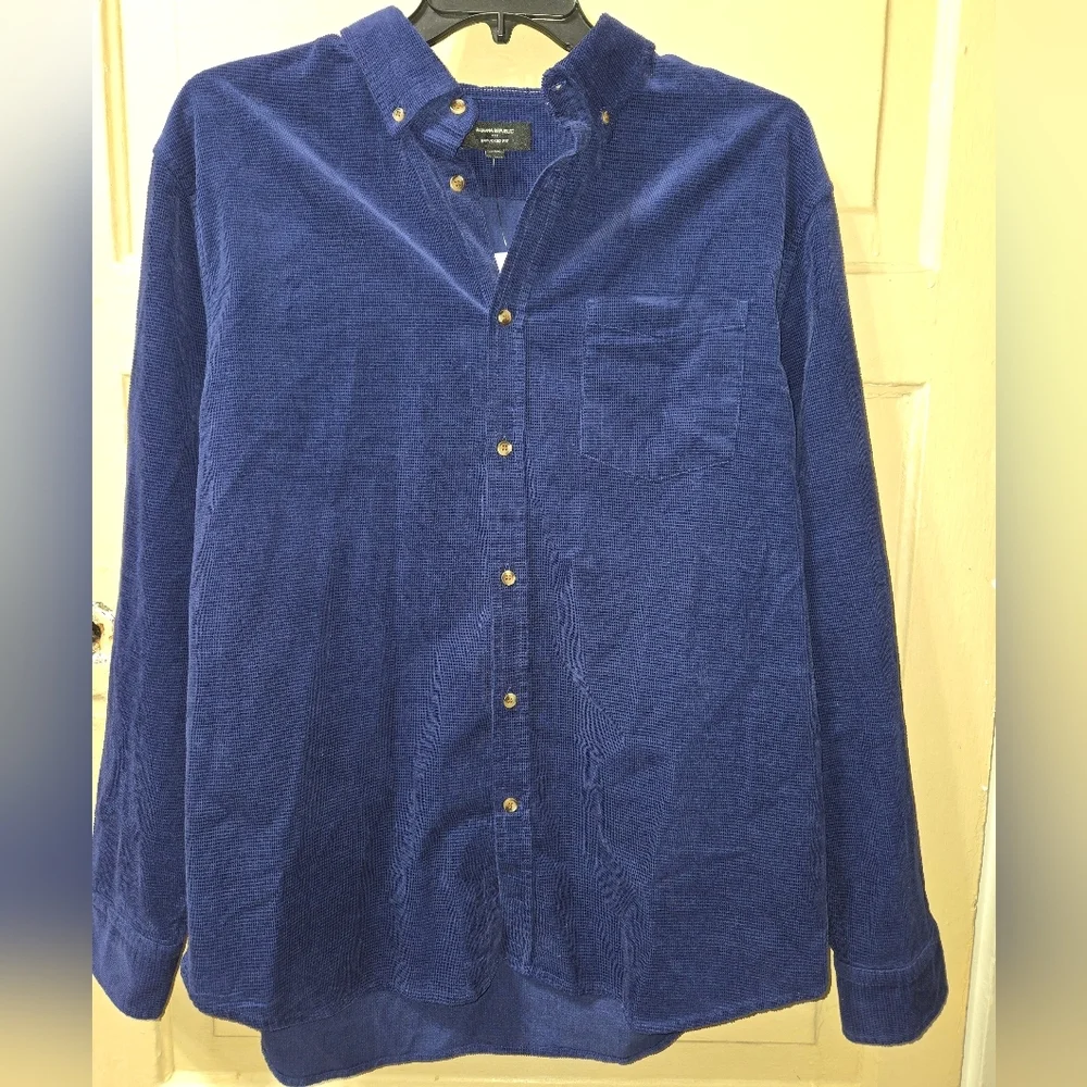 Banana Republic Untucked Fit Textured Corduroy Long Sleeve Button Down NWT